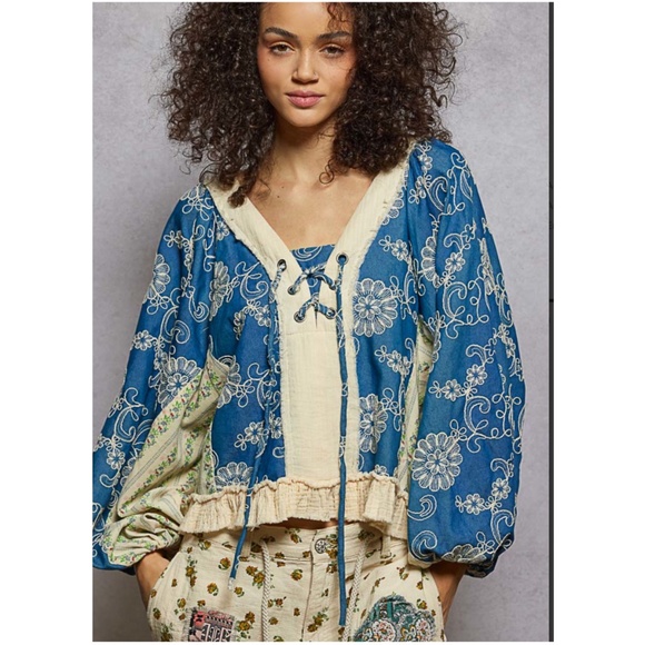 POL Tops - POL Denim Blue Floral Print Lace up Balloon Sleeve Blouse